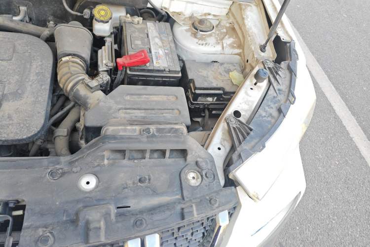 Used BAIC Off-Road BJ20 2016 1.5T CVT Luxury Model Engine Bay Left