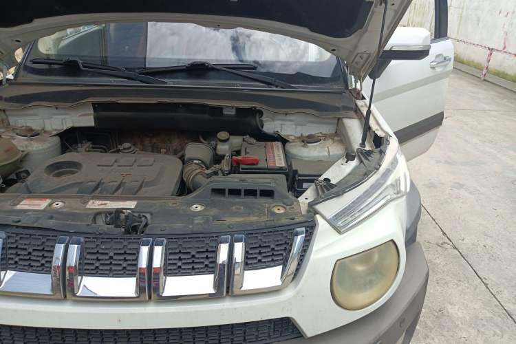 Used BAIC Off-Road BJ20 2016 1.5T Manual Luxury Model Engine Bay Left