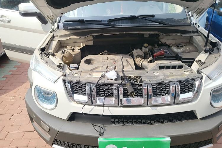 Used BAIC Off-Road BJ20 2016 1.5T CVT Luxury Model Engine Bay Right