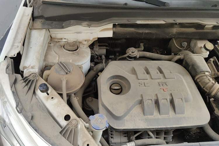 Used BAIC Off-Road BJ20 2016 1.5T CVT Luxury Model Engine Bay Right