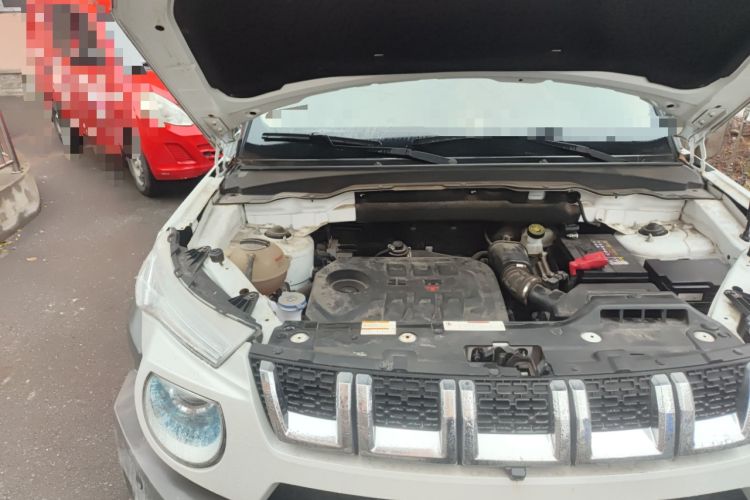 Used BAIC Off-Road BJ20 2016 1.5T Manual Luxury Model Engine Bay Right