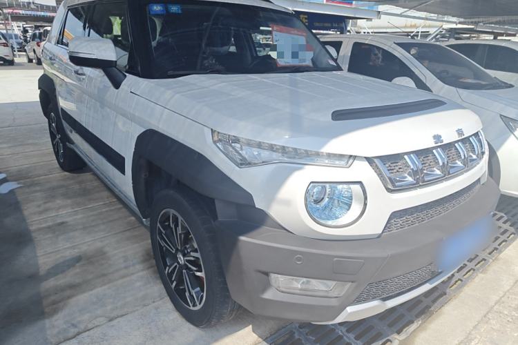 Used BAIC Off-Road BJ20 2016 1.5T CVT Luxury Model Exterior 2