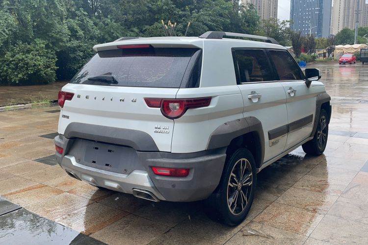 Used BAIC Off-Road BJ20 2016 1.5T CVT Luxury Model Exterior 3