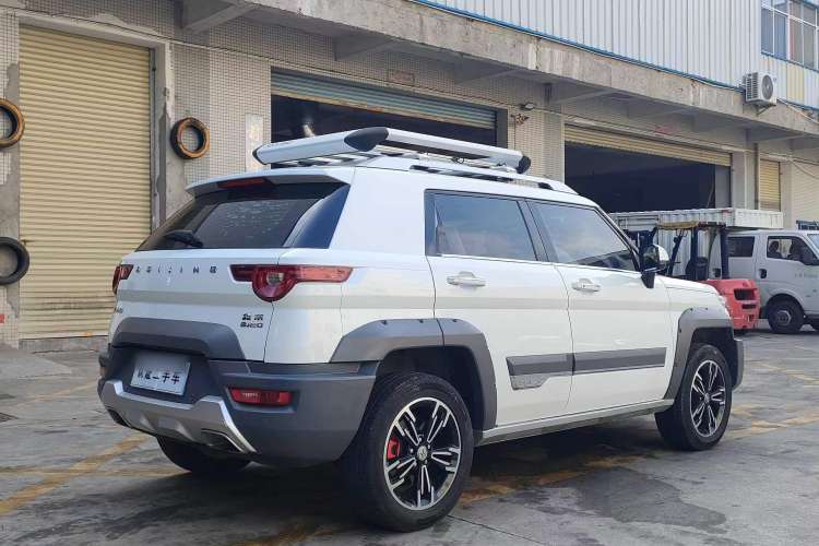 Used BAIC Off-Road BJ20 2016 1.5T Manual Luxury Model Exterior 4