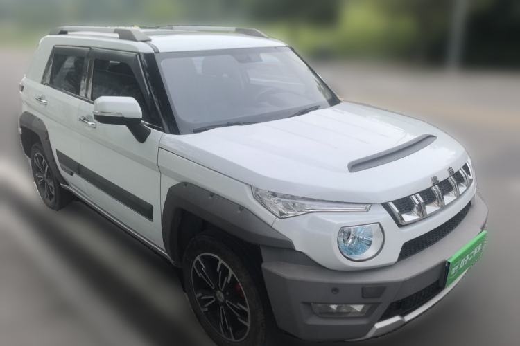 Used BAIC Off-Road BJ20 2016 1.5T CVT Luxury Model Front Right 45 Deg