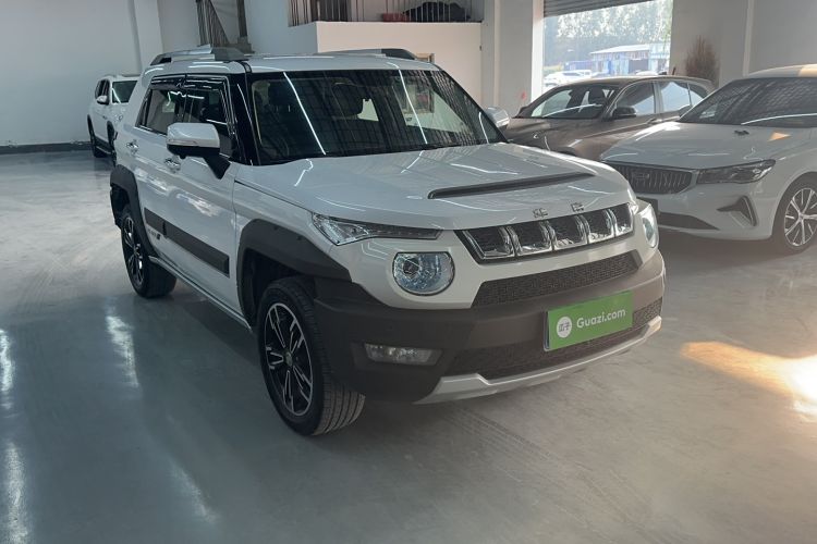 Used BAIC Off-Road BJ20 2016 1.5T CVT Luxury Model Front Right 45 Deg