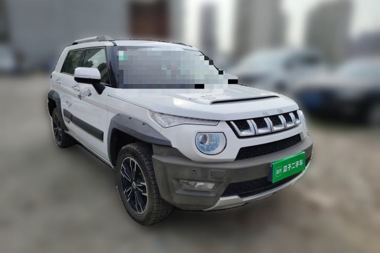 Used BAIC Off-Road BJ20 2016 1.5T Manual Luxury Model Front Right 45 Deg