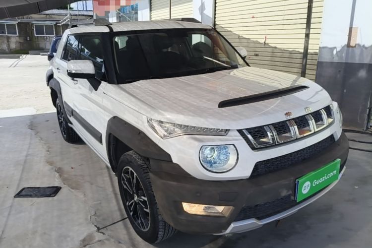Used BAIC Off-Road BJ20 2016 1.5T Manual Luxury Model Front Right 45 Deg