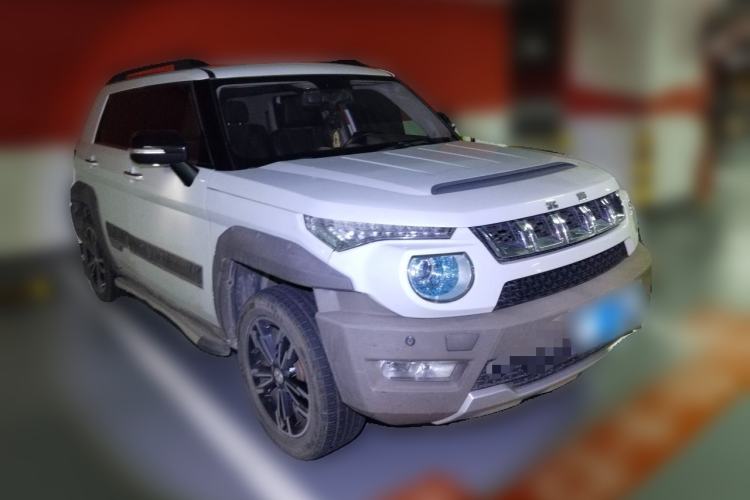 Used BAIC Off-Road BJ20 2016 1.5T CVT Luxury Model Front Right 45 Deg