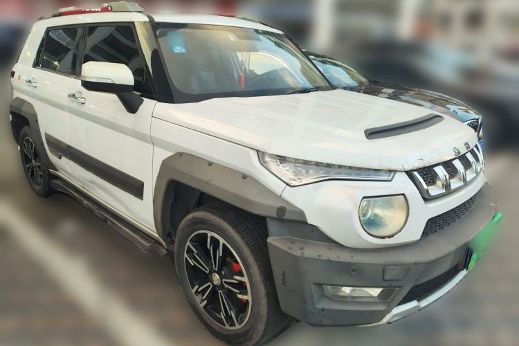 Used BAIC Off-Road BJ20 2016 1.5T CVT Luxury Model Front Right 45 Deg