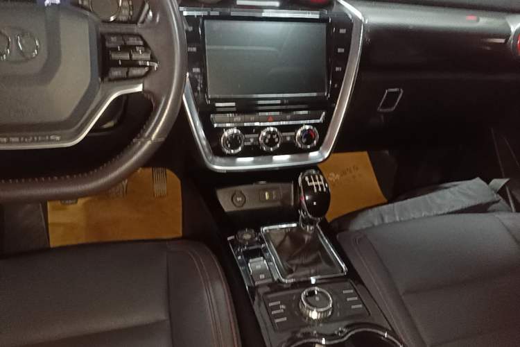 Used BAIC Off-Road BJ20 2016 1.5T Manual Luxury Model Gear Lever