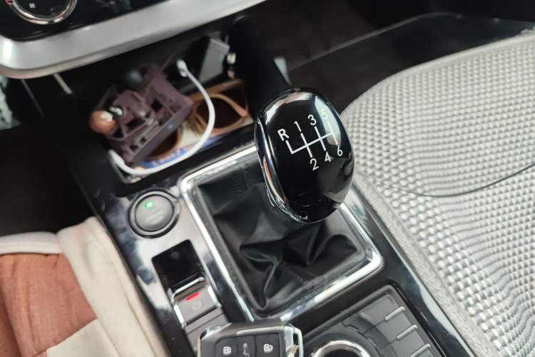 Used BAIC Off-Road BJ20 2016 1.5T Manual Luxury Model Gear Lever