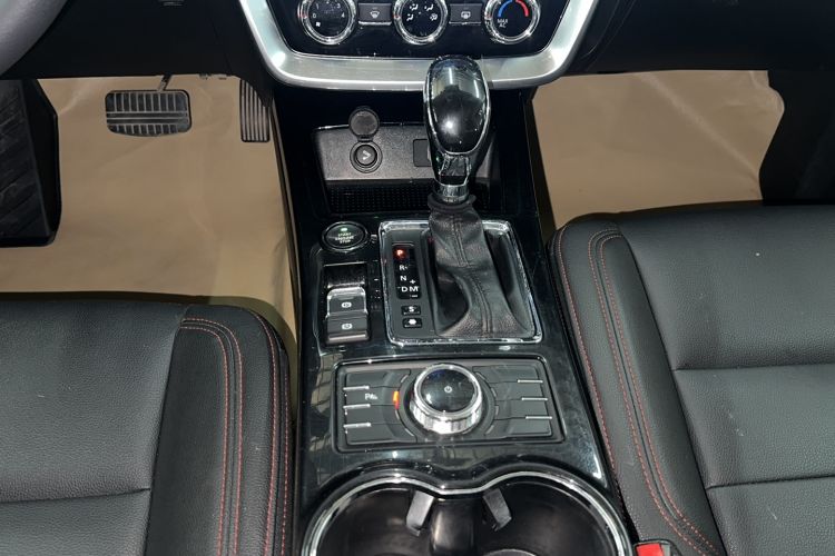 Used BAIC Off-Road BJ20 2016 1.5T CVT Luxury Model Gear Lever