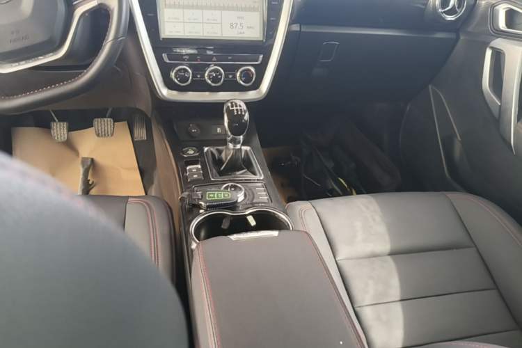 Used BAIC Off-Road BJ20 2016 1.5T Manual Luxury Model Gear Lever