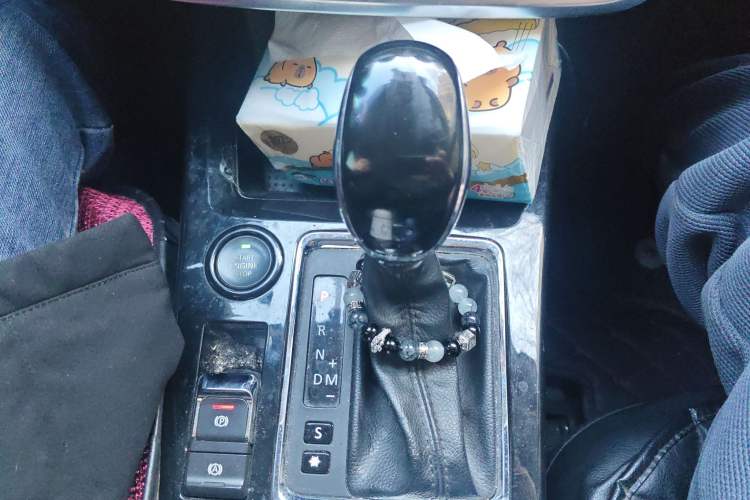 Used BAIC Off-Road BJ20 2016 1.5T CVT Luxury Model Gear Lever