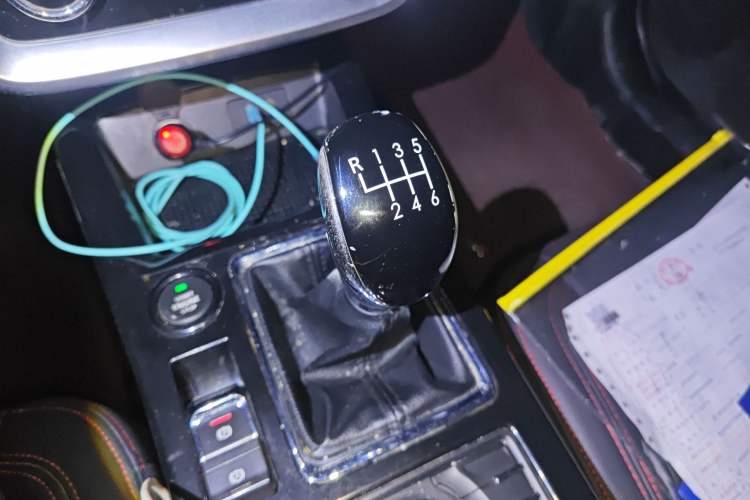 Used BAIC Off-Road BJ20 2016 1.5T Manual Luxury Model Gear Lever