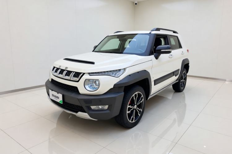 Used BAIC Off-Road BJ20 2016 1.5T CVT Luxury Model Guazi used car, China used car export, Used car for sale, Used BAIC Off-Road cars, Cheapest cars for sale