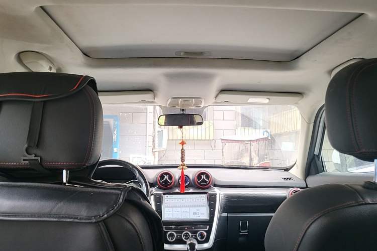 Used BAIC Off-Road BJ20 2016 1.5T CVT Luxury Model Headliner