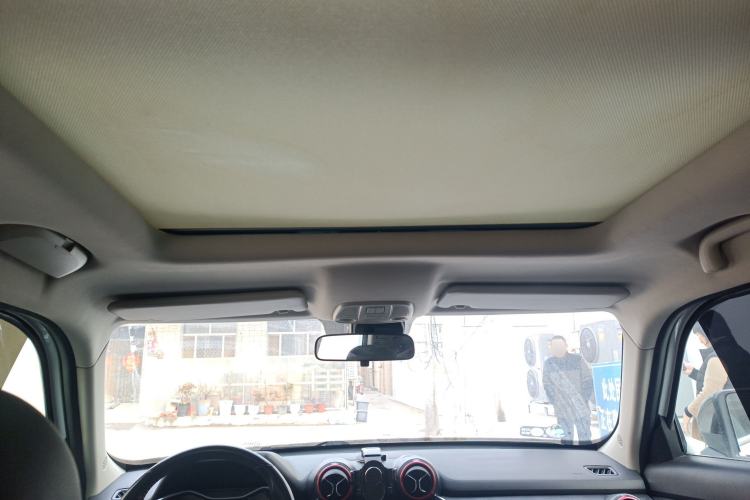 Used BAIC Off-Road BJ20 2016 1.5T CVT Luxury Model Headliner
