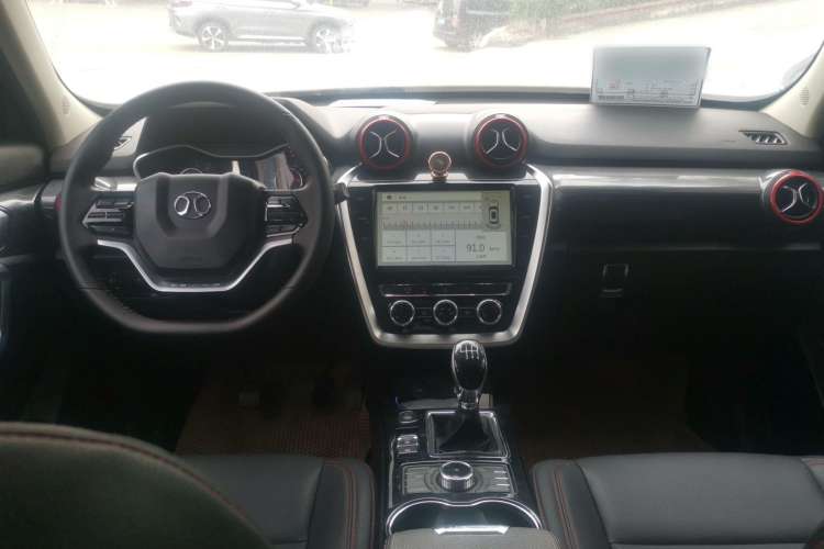Used BAIC Off-Road BJ20 2016 1.5T Manual Luxury Model Interior 3