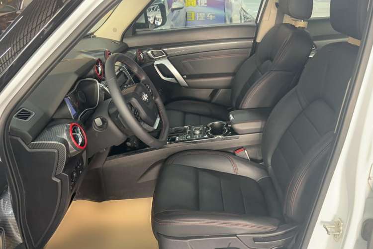 Used BAIC Off-Road BJ20 2016 1.5T CVT Luxury Model Left Front Seat