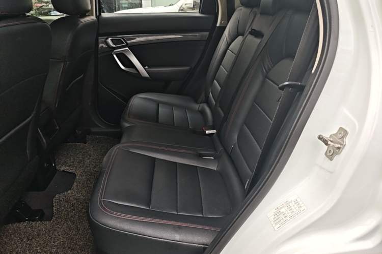 Used BAIC Off-Road BJ20 2016 1.5T CVT Luxury Model Left Rear Seat