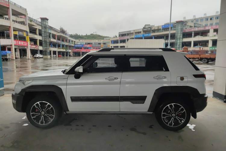 Used BAIC Off-Road BJ20 2016 1.5T CVT Luxury Model Left Side