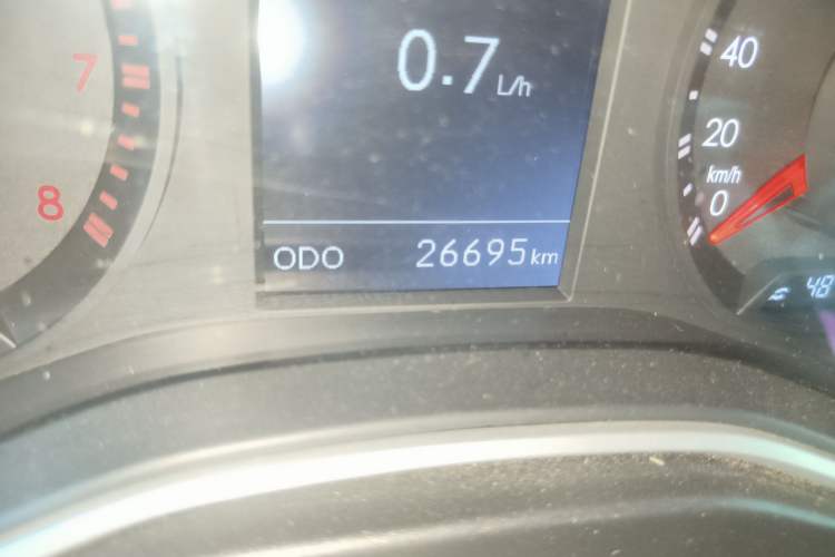 Used BAIC Off-Road BJ20 2016 1.5T Manual Luxury Model Odometer Close Up