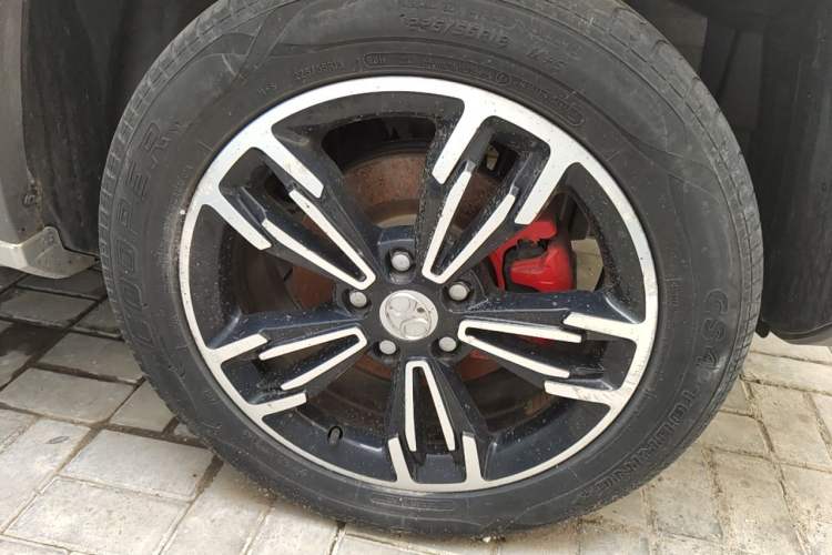 Used BAIC Off-Road BJ20 2016 1.5T CVT Luxury Model Right Front Wheel Hub