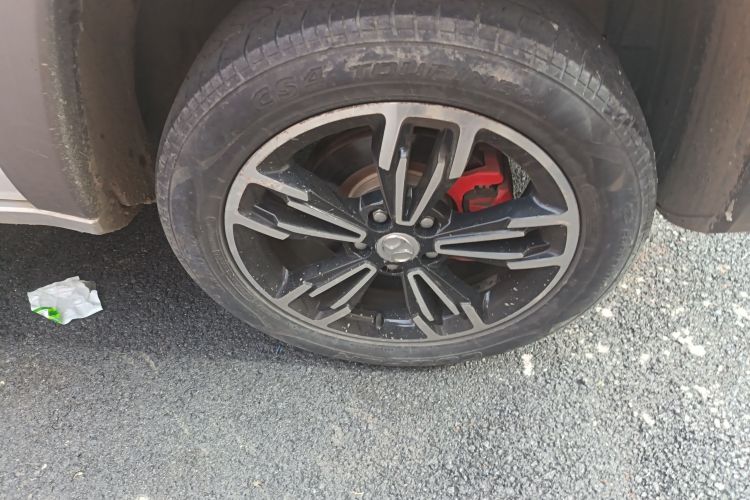 Used BAIC Off-Road BJ20 2016 1.5T CVT Luxury Model Right Front Wheel Hub