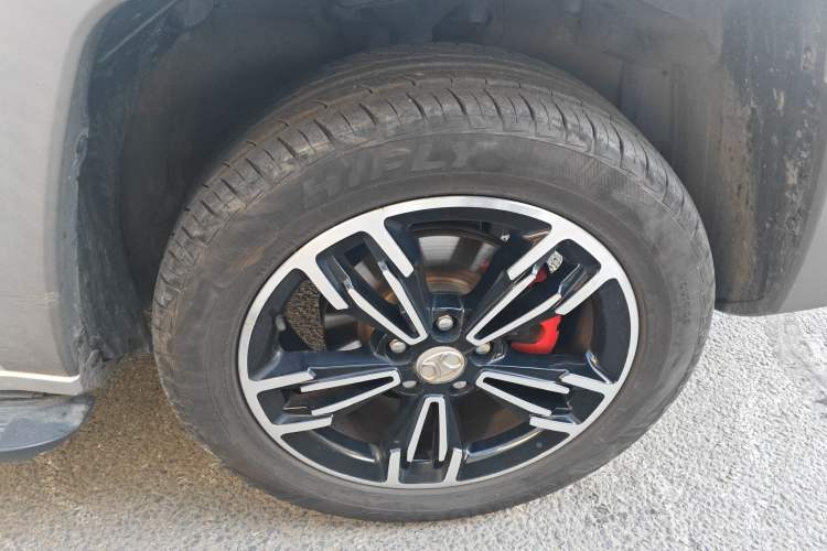 Used BAIC Off-Road BJ20 2016 1.5T CVT Luxury Model Right Front Wheel Hub