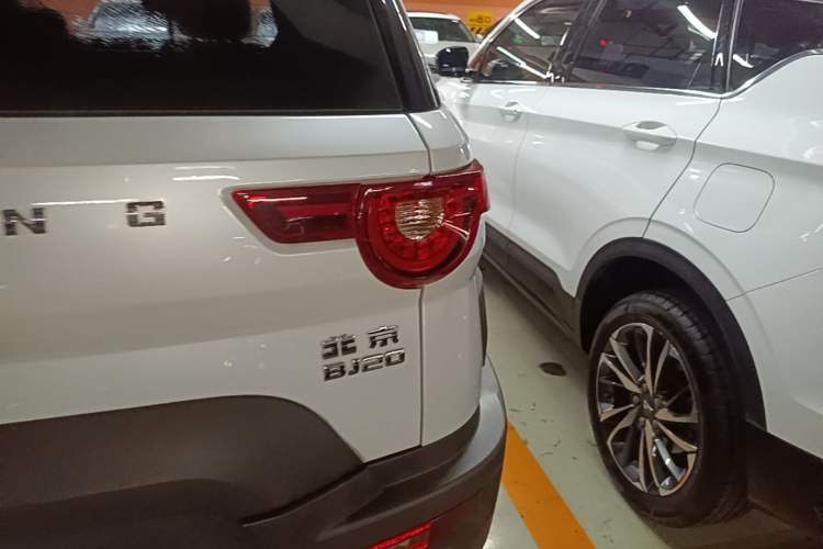 Used BAIC Off-Road BJ20 2016 1.5T Manual Luxury Model Right Rear Taillight