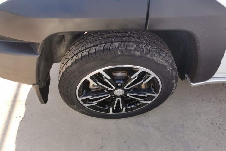 Used BAIC Off-Road BJ20 2016 1.5T Manual Luxury Model Right Rear Wheel Hub