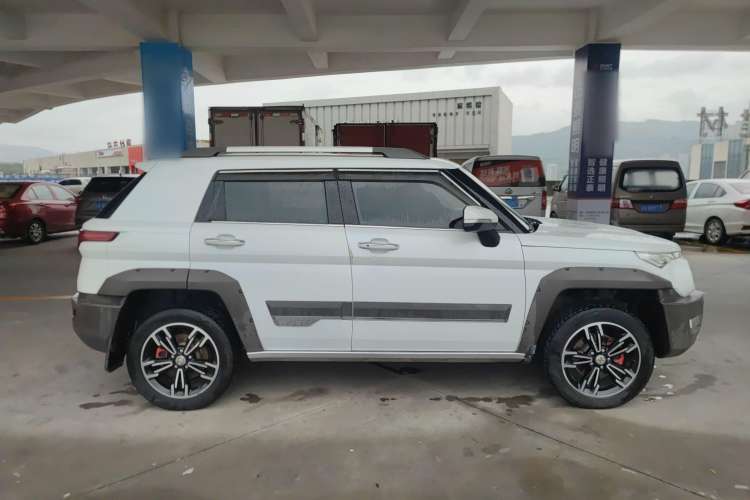 Used BAIC Off-Road BJ20 2016 1.5T CVT Luxury Model Right Side