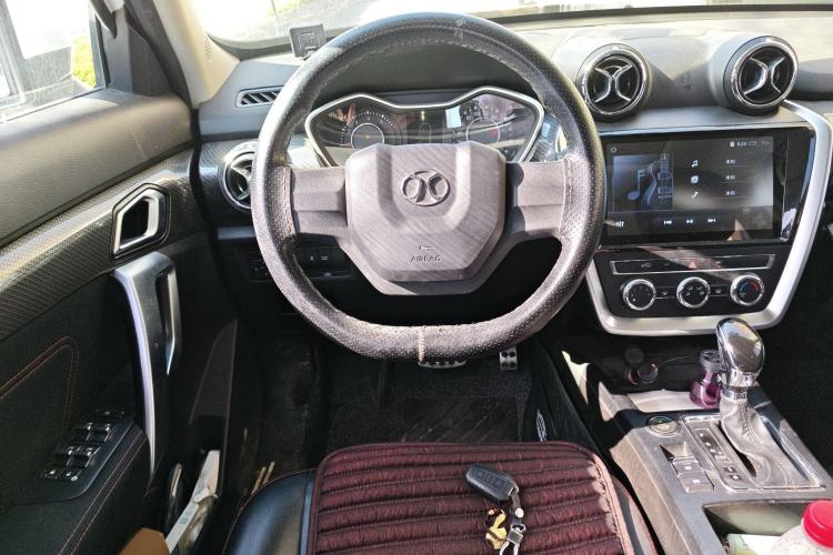Used BAIC Off-Road BJ20 2016 1.5T CVT Elite Model Steering Wheel