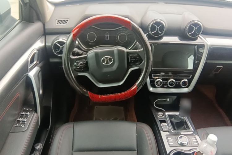 Used BAIC Off-Road BJ20 2016 1.5T Manual Luxury Model Steering Wheel
