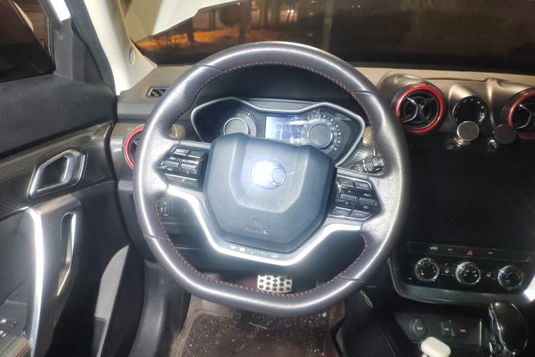 Used BAIC Off-Road BJ20 2016 1.5T CVT Luxury Model Steering Wheel