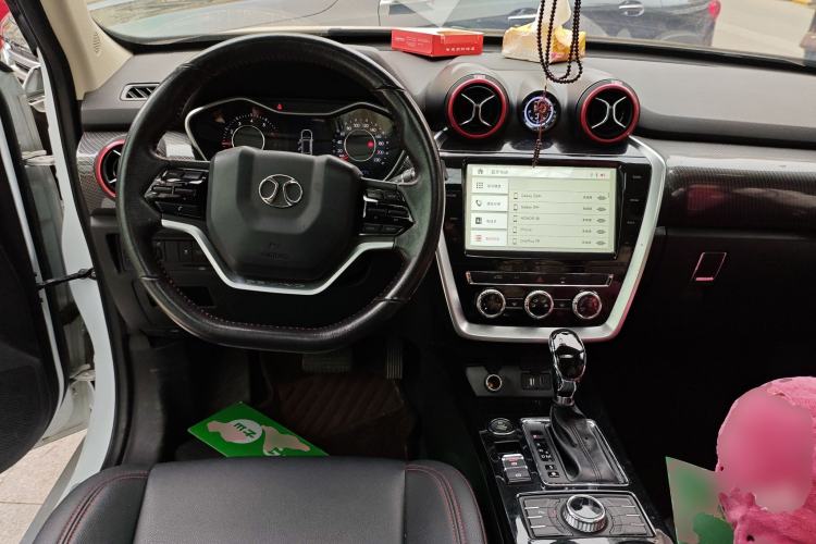 Used BAIC Off-Road BJ20 2016 1.5T CVT Luxury Model Steering Wheel