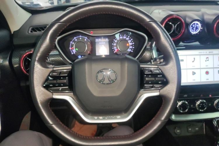 Used BAIC Off-Road BJ20 2016 1.5T CVT Luxury Model Steering Wheel