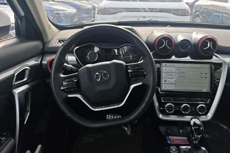 Used BAIC Off-Road BJ20 2016 1.5T CVT Prestige Edition Steering Wheel