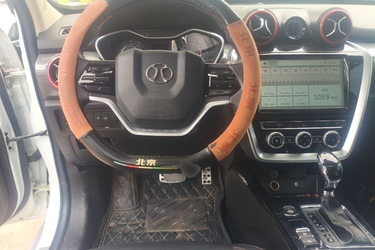 Used BAIC Off-Road BJ20 2016 1.5T CVT Prestige Edition Steering Wheel