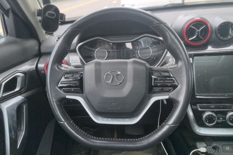 Used BAIC Off-Road BJ20 2016 1.5T CVT Luxury Model Steering Wheel