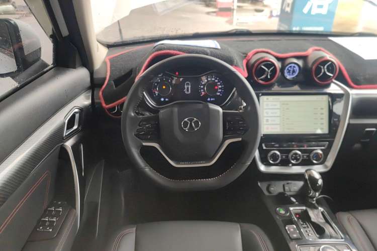 Used BAIC Off-Road BJ20 2016 1.5T CVT Luxury Model Steering Wheel