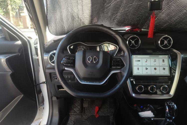 Used BAIC Off-Road BJ20 2016 1.5T Manual Luxury Model Steering Wheel