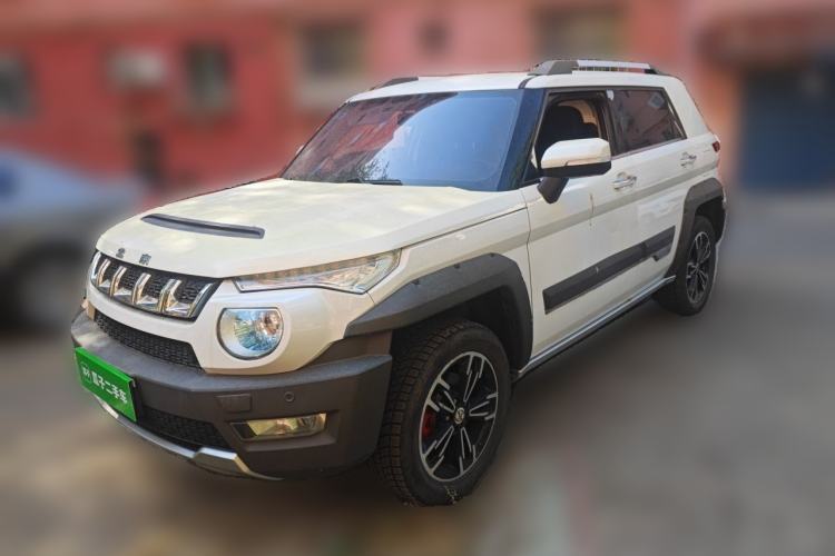 Używany BAIC Off-Road BJ20 2016 1.5T CVT Luxury Model Guazi used car, China used car export, Used car for sale, Used cars, Cheapest cars for sale