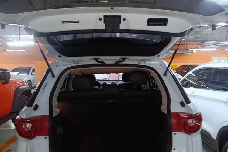 Used BAIC Off-Road BJ20 2016 1.5T Manual Luxury Model Trunk