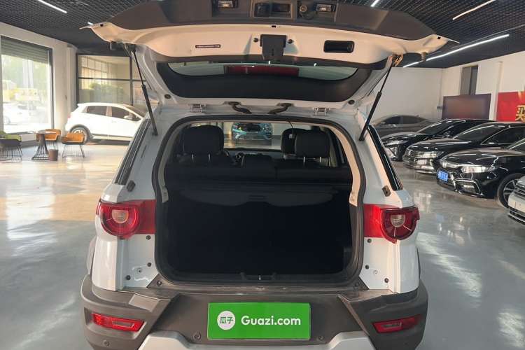 Used BAIC Off-Road BJ20 2016 1.5T CVT Luxury Model Trunk
