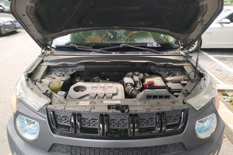 Used BAIC Off-Road BJ20 2017 1.5T CVT Off-road Model Engine Bay