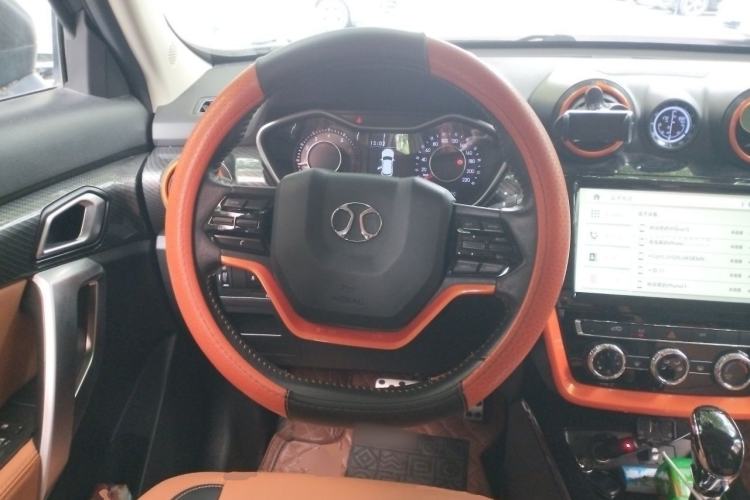 Used BAIC Off-Road BJ20 2017 1.5T CVT Off-road Model Steering Wheel