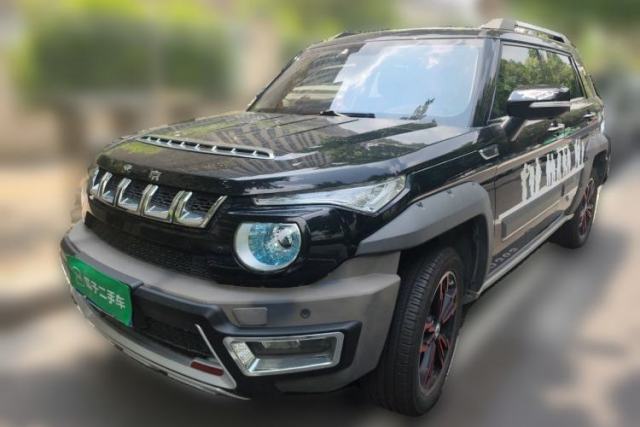 BAIC Off-Road BJ20 2018 1.5T CVT Luxury Model d’occasion
